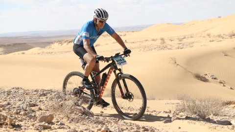 YOAV0048 (Large).JPG